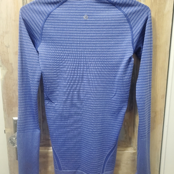 Lululemon swiftly Tech long sleeve top - Picture 3 of 4